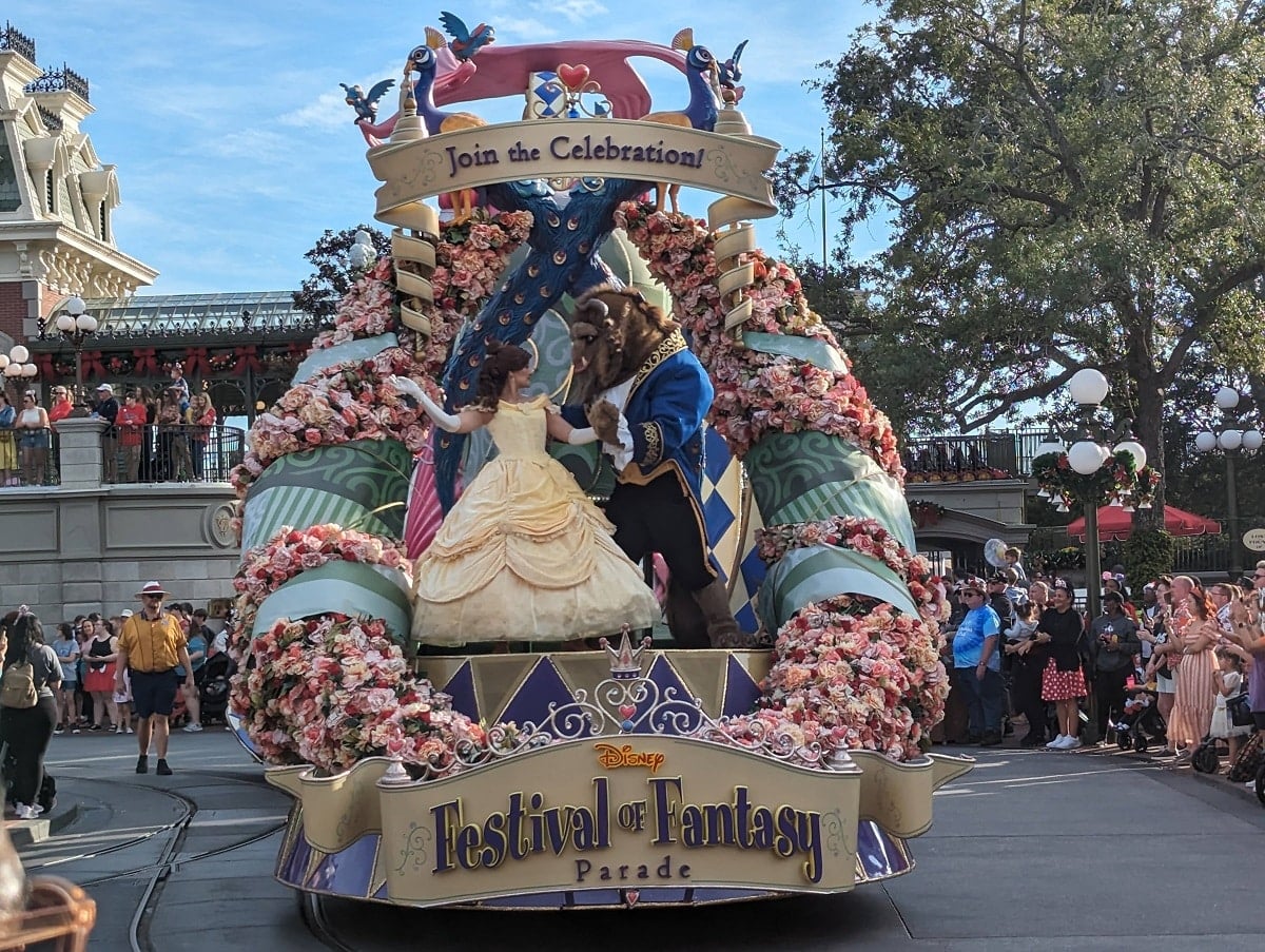 disney world magic kingdom festival of fantasy parade disney world magic kingdom festival of fantasy parade