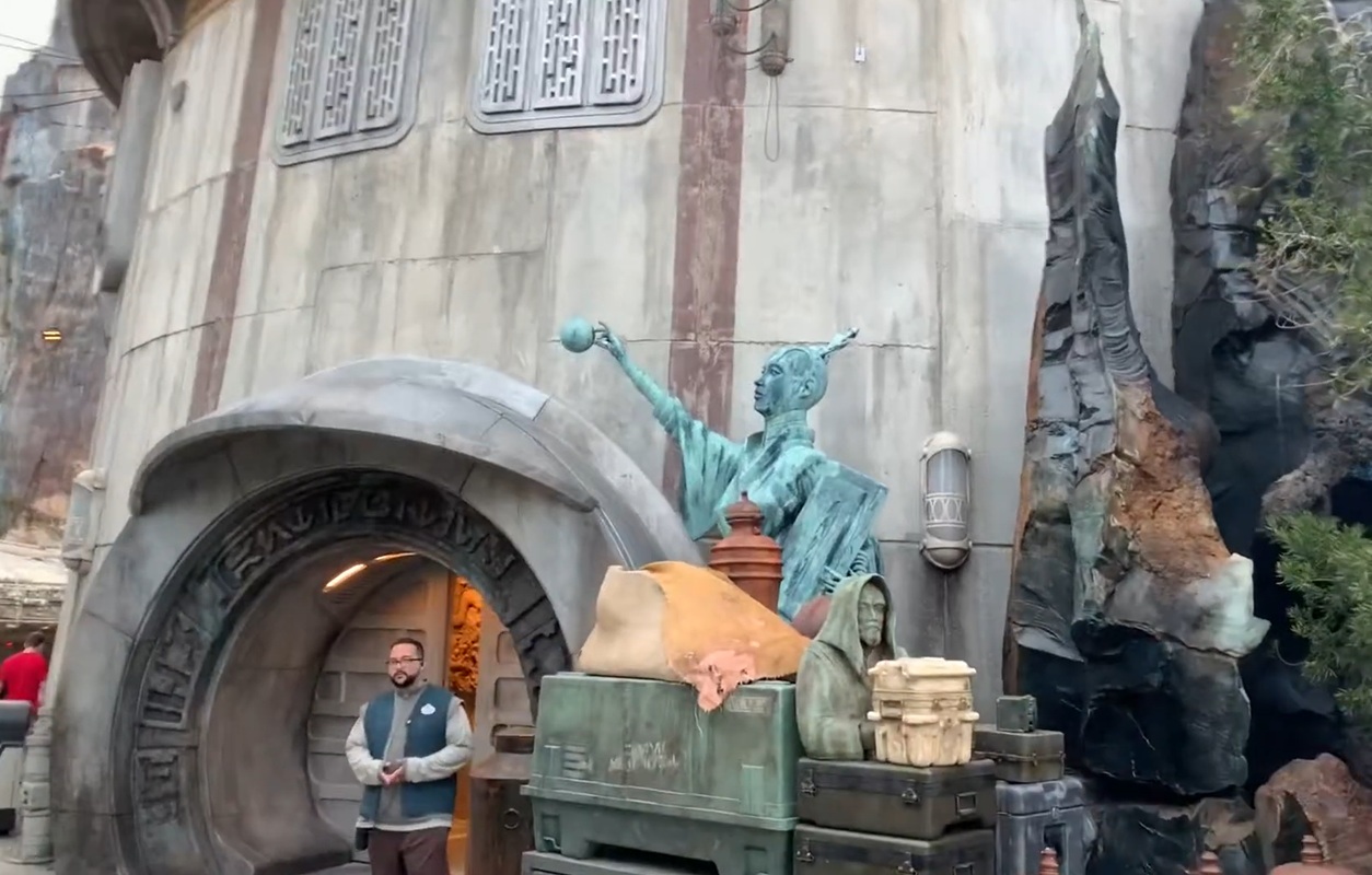 Dok-Ondar's Den of Antiquities hollywood studios